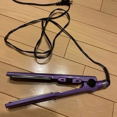 ストレートヘアアイロン　CONAIRの画像