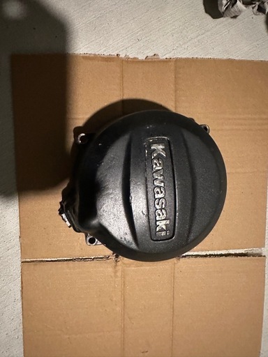 z400gp ジェネレーターカバー