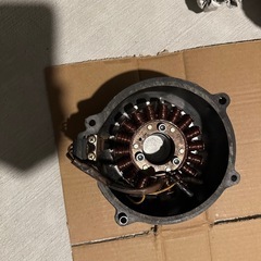 z400gp ジェネレーターカバーの画像