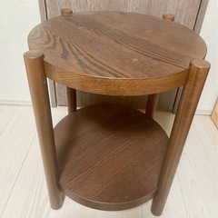 IKEA サイドテーブル の画像