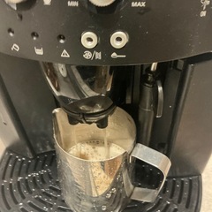 デロンギ　ESAM1000SJエスプレッソマシーン