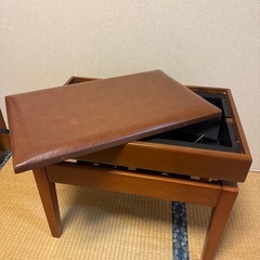 ヤマハ　ピアノ椅子