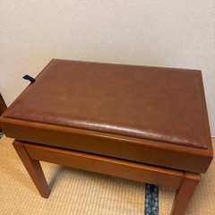 ヤマハ　ピアノ椅子の画像
