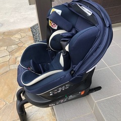 エールべべ チャイルドシート