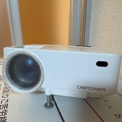 プロジェクター　DBPOWER