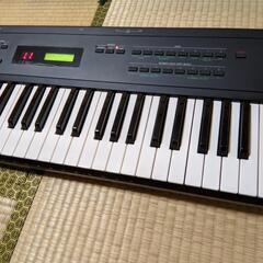 YAMAHA　シンセサイザー　キーボードの画像