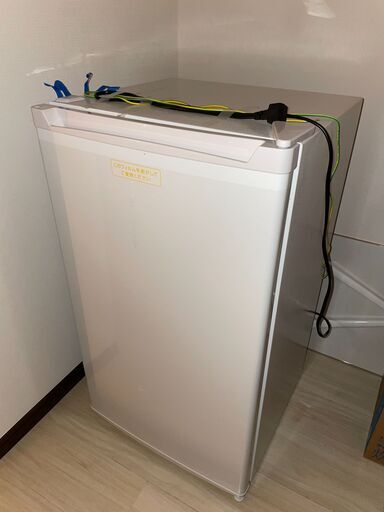 冷蔵庫 MAXZEN JR092ML01WH、2.2 ガロン（92 L）、白色