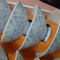 【箱入 新品】花柄（ご飯茶碗）食器  飯碗10枚セットの画像