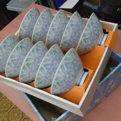 【箱入 新品】花柄（ご飯茶碗）食器  飯碗10枚セット