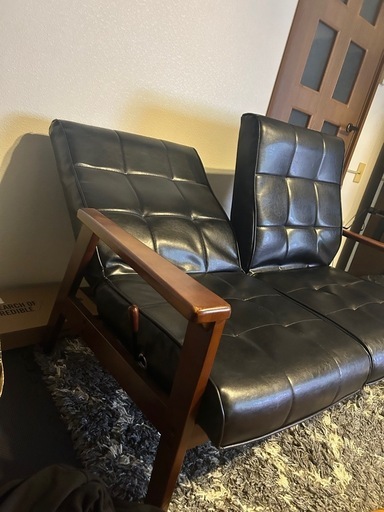 東京インテリア 定価3万円ほどでした！早い者勝ちですソファ 2人用 お値下げも可能です(常識の範囲でお願いします)