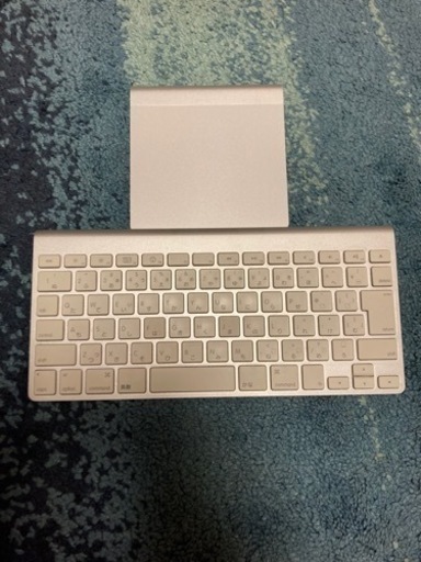 Apple キーボードとトラックパッド