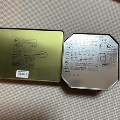 ディズニー等お菓子空箱☆缶と紙製凹み傷ありの画像