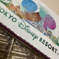 ディズニー等お菓子空箱☆缶と紙製凹み傷ありの画像