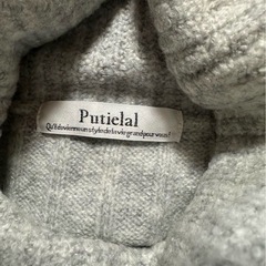 タートルネックセーターの画像