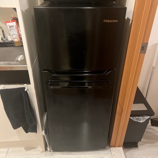 冷蔵庫 Hisense 小型 2ドア 右開き