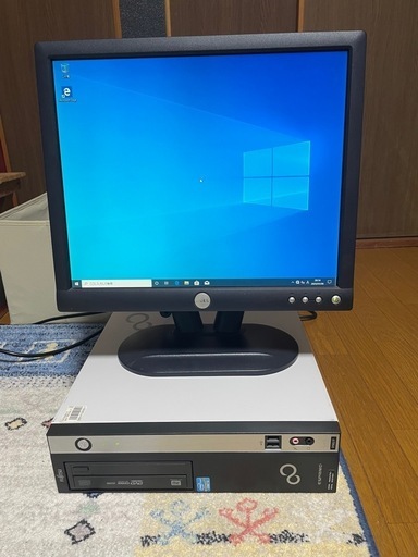 富士通　デスクトップパソコン