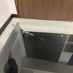 ガラステーブルの画像