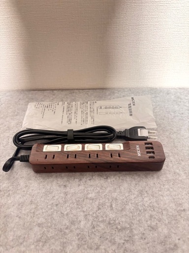 受け渡し者様決まりました[新品未使用]　Mscien(メサイン)延長コード 2m 木目調　電源タップ usb付き