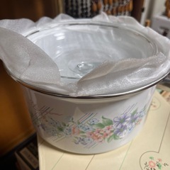 ホーロー　両手鍋　お玉付き　新品の画像