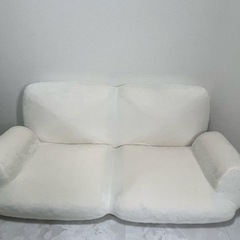 肘付きローソファ ふっくらパン シュガー(WH)の画像