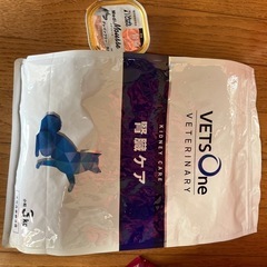 ドッグフード　腎臓ケア　袋込みで400g &ウェットエサ付き