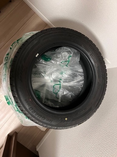 スタッドレスタイヤ4本　23年製造　横浜タイヤ