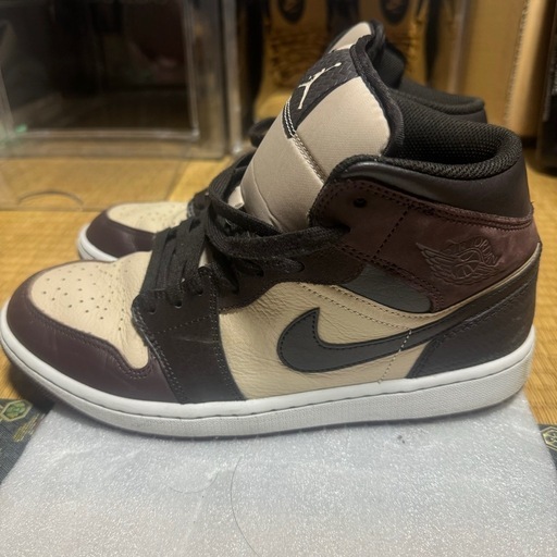 NIKE JORDAN スニーカー　1MID SE 27cm