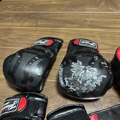 ボクシンググローブの画像