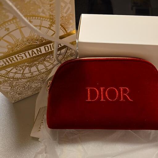 高級感☆Diorのレッドベルベットポーチ