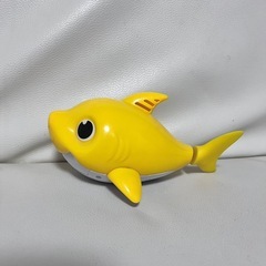 【日本未発売】ベイビーシャークバストイの画像