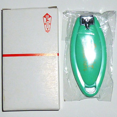 【送料無料】 楕円形 爪切り アクアライトブルーの画像