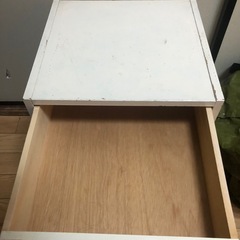 Small キャビネットの画像