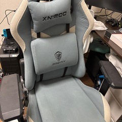 ゲーミングチェアの画像