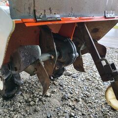 ｸﾎﾞﾀ　ﾐﾆ耕運機[TR600]　整備済品　ﾀｲﾔ少々ひび割れありの画像