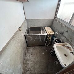 💕一戸建て5万円/月、民泊相談可！😲 ２Ｋ、28.09㎡🌟DIY必要ですが、原状回復費不要！🎀「西台」駅 徒歩18分💕社宅可　事務所使用可　SOHO使用可！🌞即入居可💕他にも格安物件多数あります！お問い合わせください！ 🌈 − 東京都