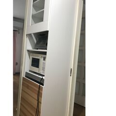 IKEA 食器棚の画像