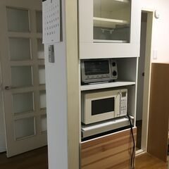 IKEA 食器棚の画像