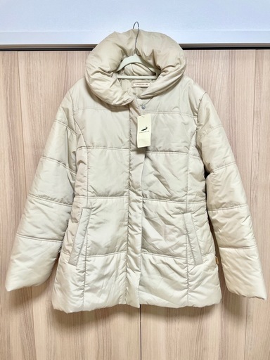 CROCODILEベージュダウンジャケット