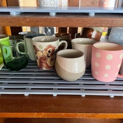 ミキサー、フライパン、食器、水切りの画像