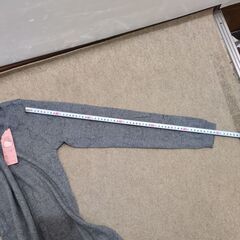 🍎未使用 ハローキティ セーターの画像