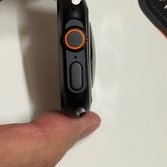 Apple Watch Ultra 2ブラック ミラネーゼループ Mサイズ　Applecare+ 付きの画像
