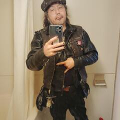 ROCKGuitaristです