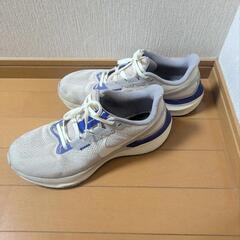 【美品】28.5cm ナイキ ストラクチャー 25 プレミアム