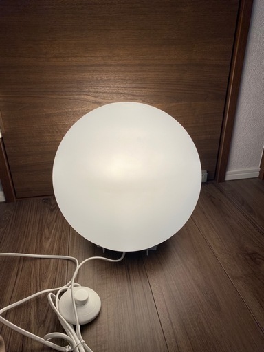 IKEAフロアライト