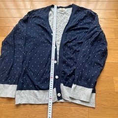 グリーンレーベルのカーディガン