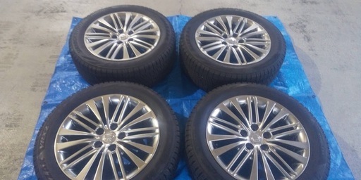 クラウン純正　215/55R17 タイヤ溝あり　ホイール美品