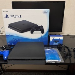 PS4 500GB  CUH-2000A
