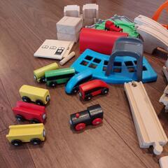 イケア　木のおもちゃ　電車レールの画像