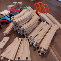 イケア　木のおもちゃ　電車レールの画像