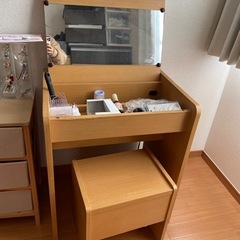 ドレッサー